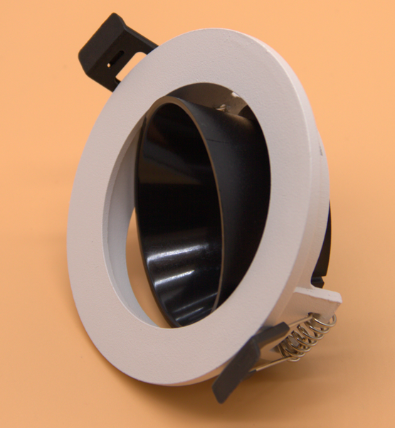MH–02 RD spot light round  wh+bk